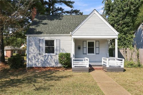 5759 Chesapeake Blvd, Norfolk, VA, 23513-5327 | Card Image