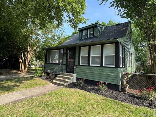 1741 Academy St, Ferndale, MI, 48220-2003 | Card Image
