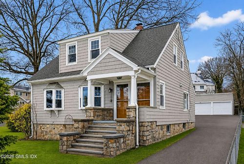1st-floor-23 Thornhill Rd, Riverside, CT, 06878-1322 | Card Image