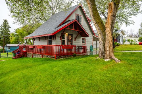 865 Adair Ave, Sheridan, WY, 82801-2924 | Card Image