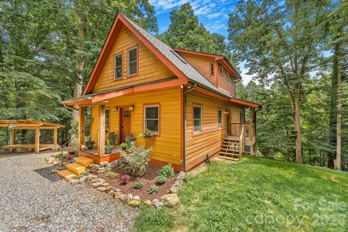 553 River Bend Dr, Mars Hill, NC, 28754-6286 | Card Image