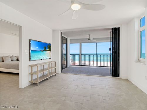 102-9415 Gulf Shore Dr, NAPLES, FL, 34108-2047 | Card Image