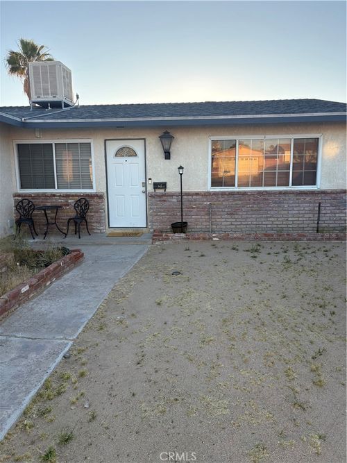 409 Fenmore, Barstow, CA, 92311 | Card Image