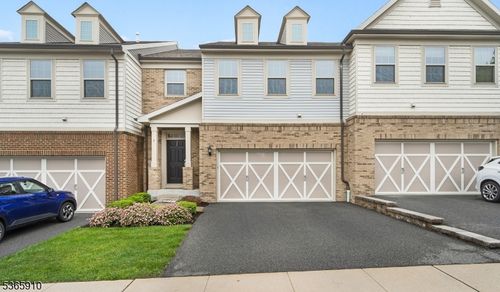 3 Albert Ct, Randolph, NJ, 07869-4189 | Card Image