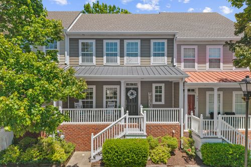 908 Loxley Dr, Nashville, TN, 37211-8642 | Card Image