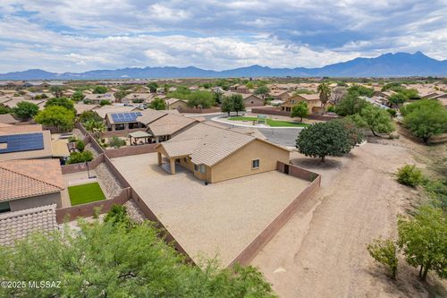 1001 E Providence Canyon Dr, Sahuarita, AZ, 85629-7946 | Card Image