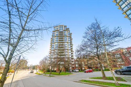 303-11 E Royal Ave, New Westminster, BC, V3L0A8 | Card Image
