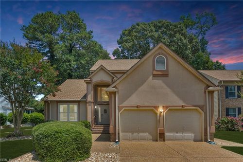 107 Swanson Ct, Yorktown, VA, 23693-5604 | Card Image