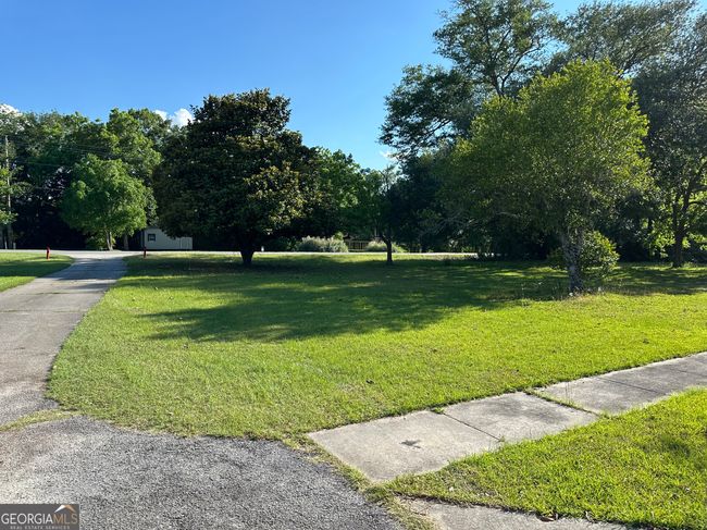 11661 Us Highway 280, House other with 3 bedrooms, 2 bathrooms and 2 parking in Claxton GA | Image 4