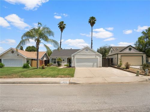 990 Torrey Pine Dr, Colton, CA, 92324-4596 | Card Image