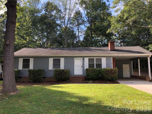 3009 Chestnut Rd, Lincolnton, NC, 28092-8130 | Card Image