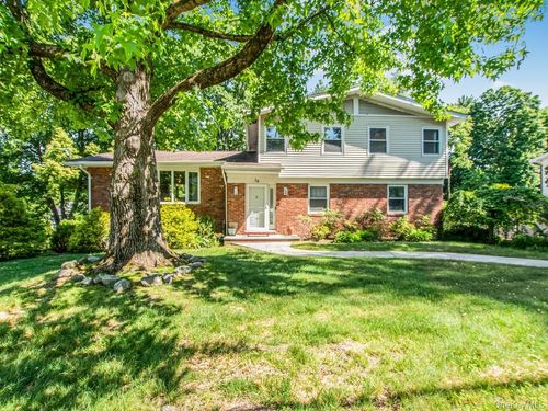 36 Balmoral Cres, White Plains, NY, 10607-2202 | Card Image