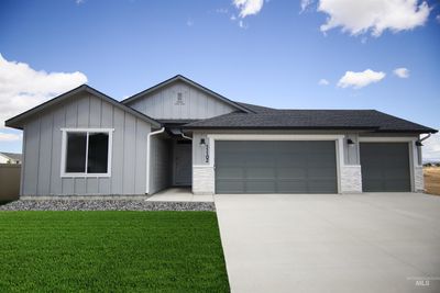 8533 S Foraker Way, House other with 4 bedrooms, 2 bathrooms and 3 parking in Kuna ID | Image 1