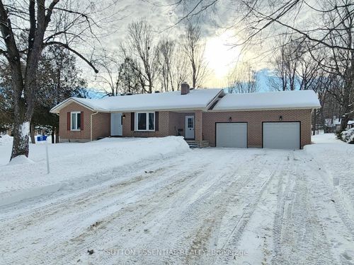 11 Oak St, Maitland, ON, K0E1P0 | Card Image