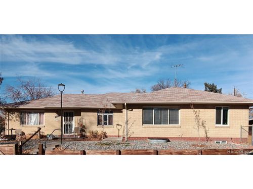 3304 Kearney St, Denver, CO, 80207 | Card Image