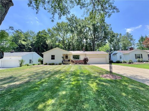 145 Village Boulevard, Canfield, OH, 44406 | Card Image