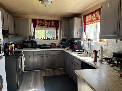 Kitchen | Image 2