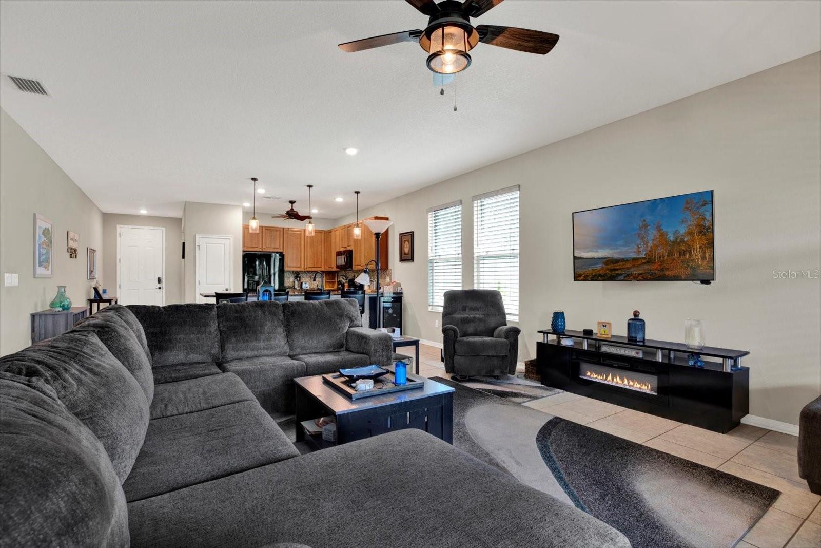 Residential in SPRING HILL 5