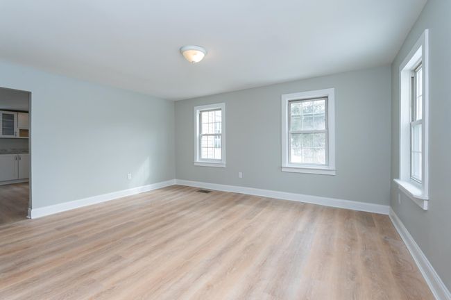 7 Elm St, House other with 3 bedrooms, 3 bathrooms and null parking in Newton NH | Image 7