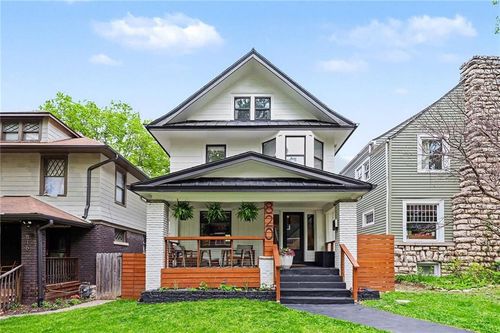 820 E 41st St, Kansas City, MO, 64110-1147 | Card Image