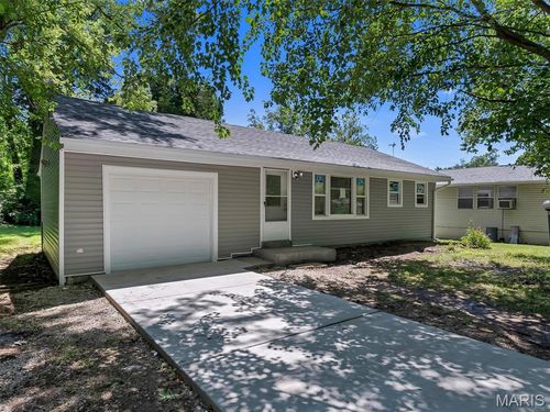 1216 Redman Blvd, Saint Louis, MO, 63138-3061 | Card Image