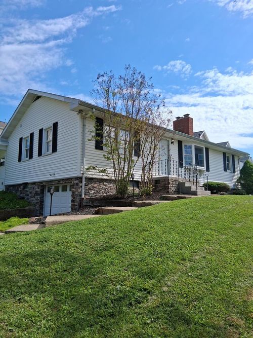 212 Josephine Dr. 112, Morgantown, WV, 26508 | Card Image