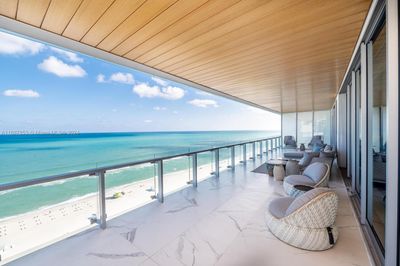 1603 - 5775 Collins Ave, Condo with 4 bedrooms, 5 bathrooms and null parking in Miami Beach FL | Image 1