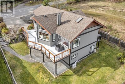 1735 Robert St, House other with 5 bedrooms, 3 bathrooms and 2 parking in Crofton BC | Image 1