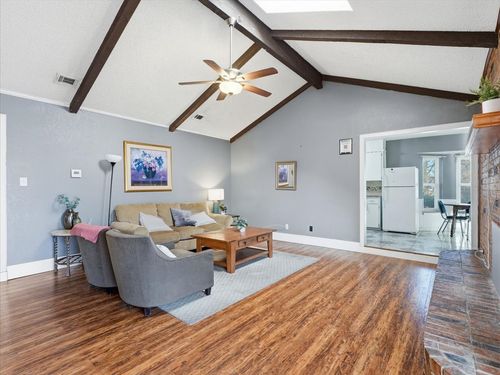 1401 Country Manor Rd, Fort Worth, TX, 76134-3626 | Card Image