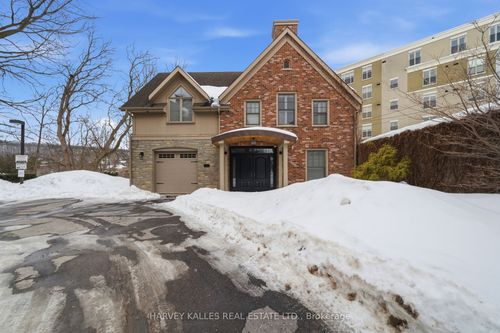 7-4 Bridge St, Picton, ON, K0K2T0 | Card Image