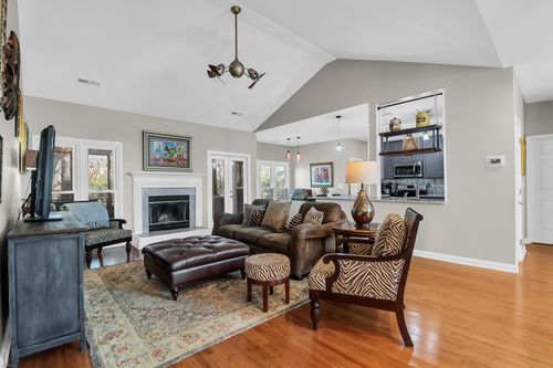 2044 Hallahan Ct, Mount Pleasant, SC, 29464-6250 | Card Image