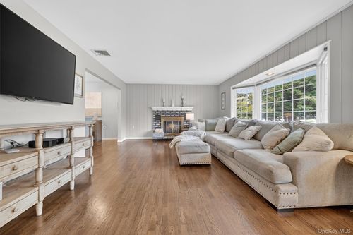 51 Brewery Rd, New City, NY, 10956-6106 | Card Image