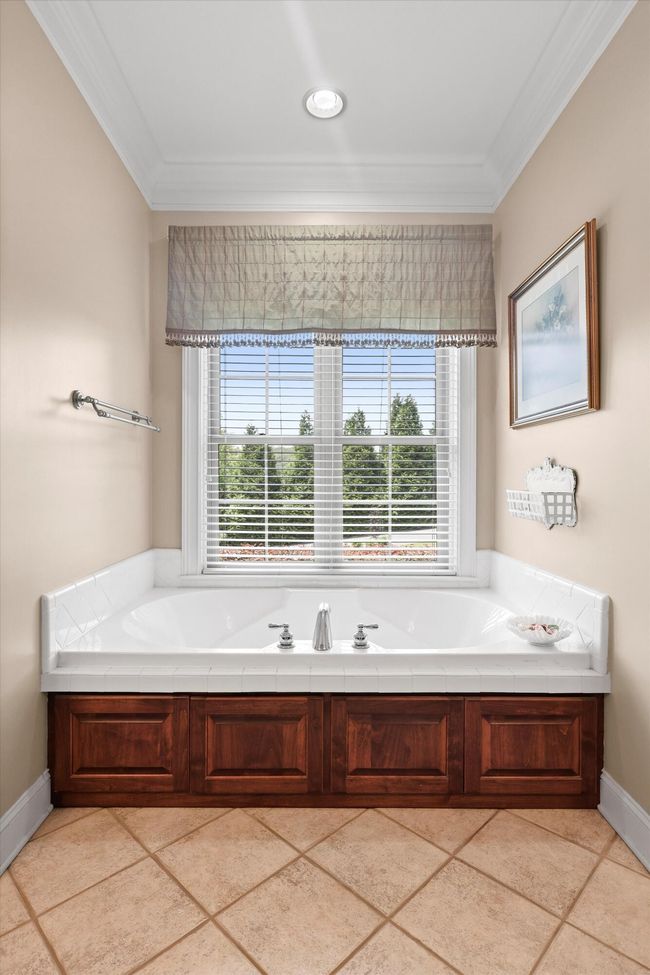 121 Trinity Ln, Home with 4 bedrooms, 3 bathrooms and 2 parking in Rock Spring GA | Image 28