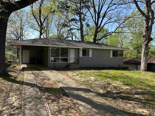 6 Ivy Dr, Little Rock, AR, 72209-2107 | Card Image