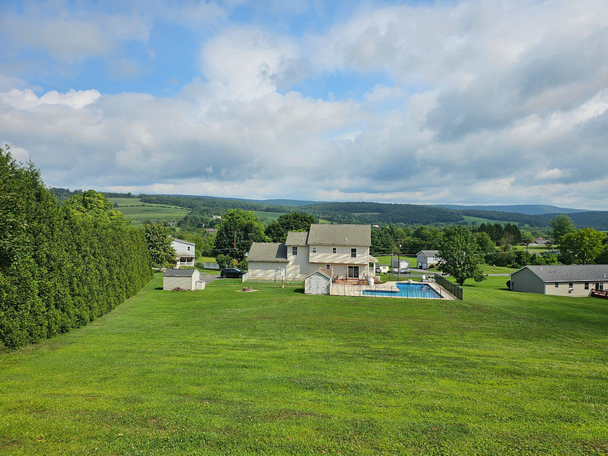 Residential in TAMAQUA 4
