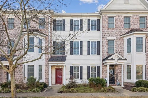 110 Peyton Randolph Dr, Yorktown, VA, 23692-2307 | Card Image