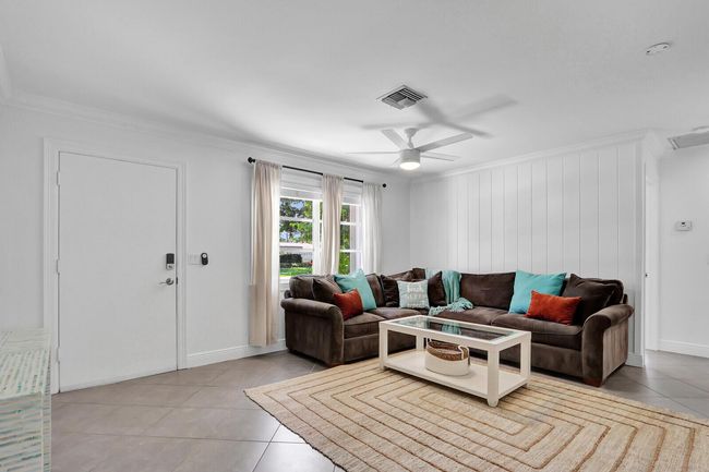 2346 N Wallen Dr, House other with 3 bedrooms, 2 bathrooms and null parking in West Palm Beach FL | Image 15