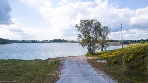 20115 Purple Hill Rd, Thames Centre, ON, N0M2P0 | Card Image