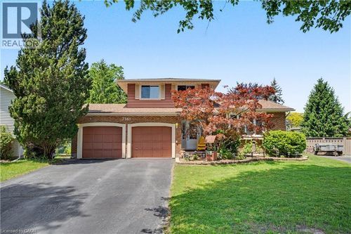 7361 Harte Cir, Niagara Falls, ON, L2J3S4 | Card Image