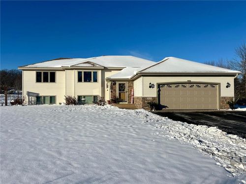 N8125 940th St, River Falls, WI, 54022-4477 | Card Image