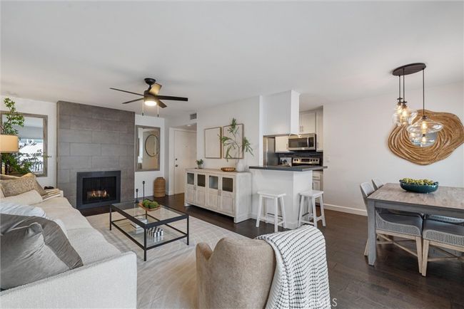 APT-311 - 8635 Falmouth Ave, Condo with 1 bedrooms, 1 bathrooms and 1 parking in Playa del Rey CA | Image 6