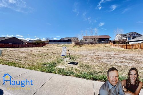 958 Eagle Dr, Douglas, WY, 82633-1900 | Card Image
