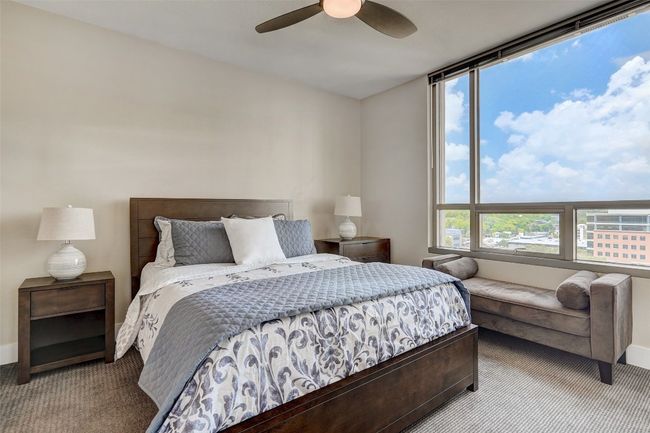 APT-1301 - 300 Bowie St, Condo with 2 bedrooms, 2 bathrooms and 2 parking in Austin TX | Image 22