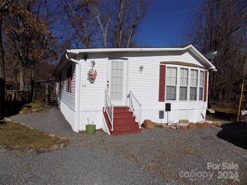43 Pike Pt, Waynesville, NC, 28785-9001 | Card Image