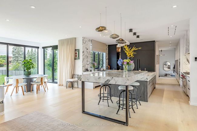 2 Allen Manor, House other with 5 bedrooms, 7 bathrooms and 24 parking in Markham ON | Image 10