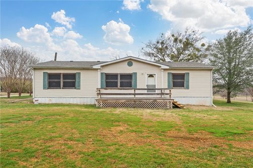 429 Water Tower Rd, Axtell, TX, 76624-1272 | Card Image