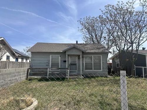 703 S Tilden St, Midland, TX, 79701-7665 | Card Image