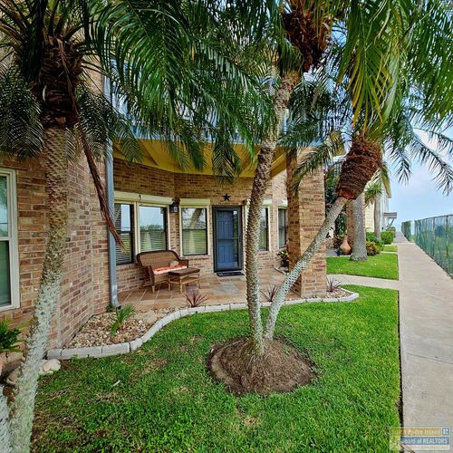 77 Santa Isabel Blvd, Laguna Vista, TX, 78578-2607 | Card Image