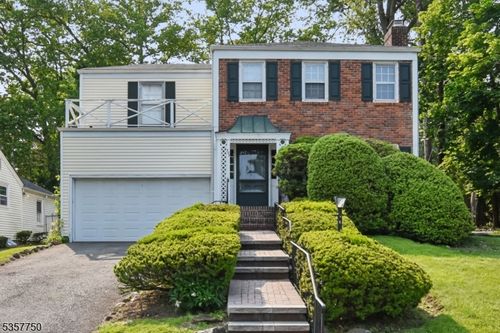543 Hartford Ct, South Orange, NJ, 07079-2723 | Card Image