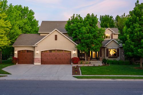 1001 Mill Shadow Dr, Kaysville, UT, 84037-4211 | Card Image